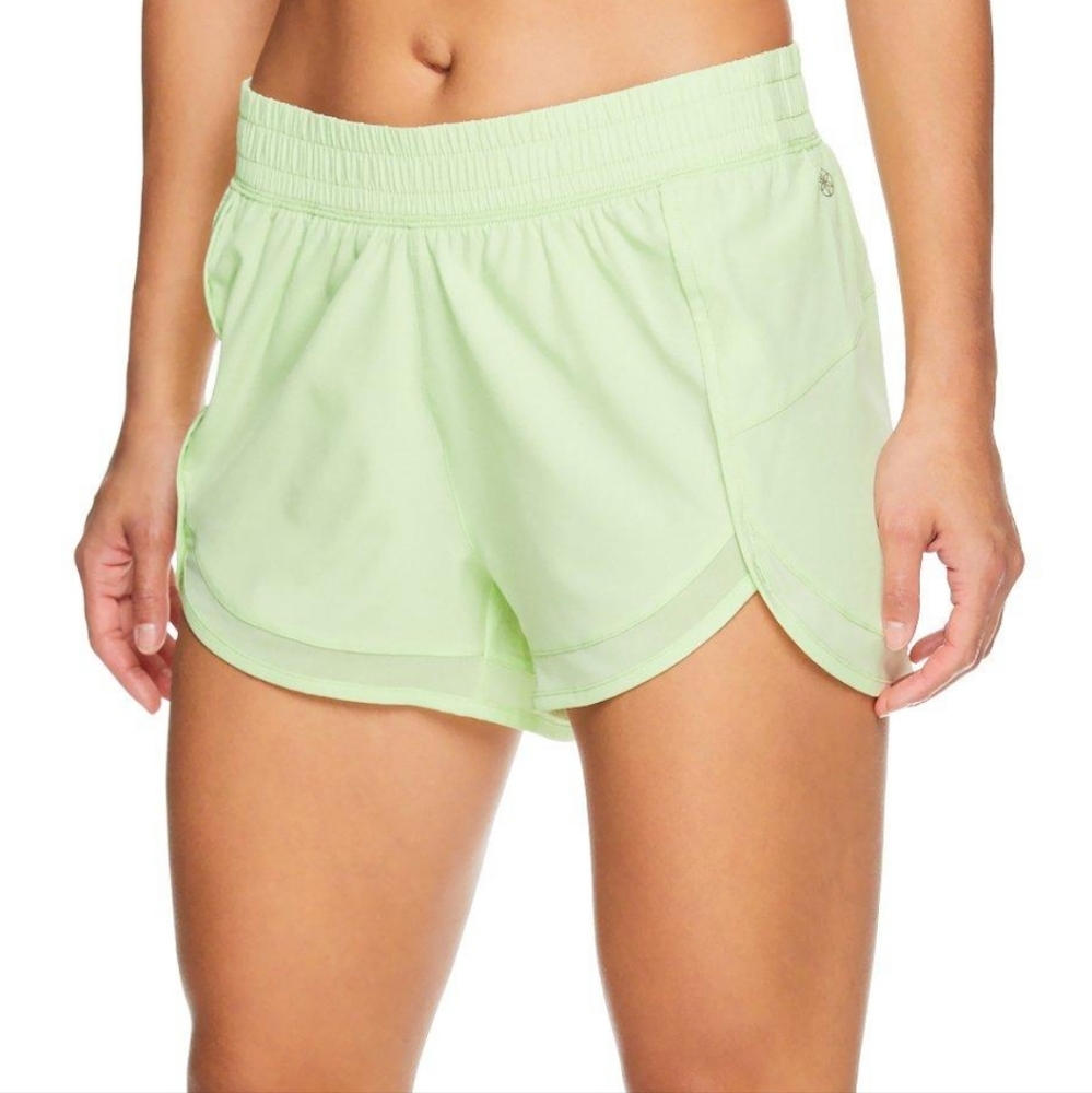 NWT Gaiam woven shorts